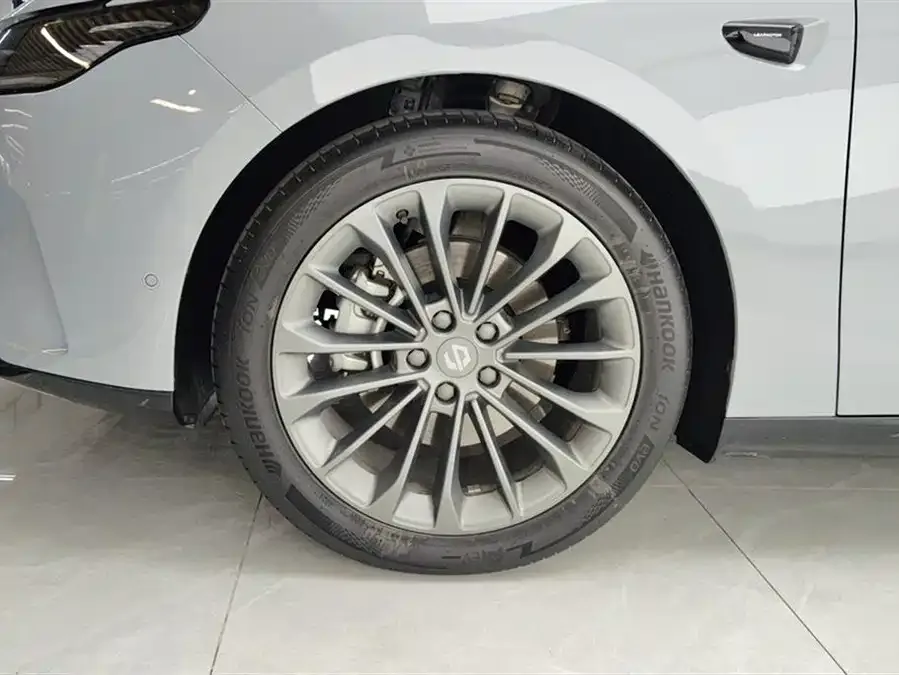 Leapmotor C01 Leapmotor C01 2024 Extended Range 316 Premium Edition 2024 — миниатюра 2