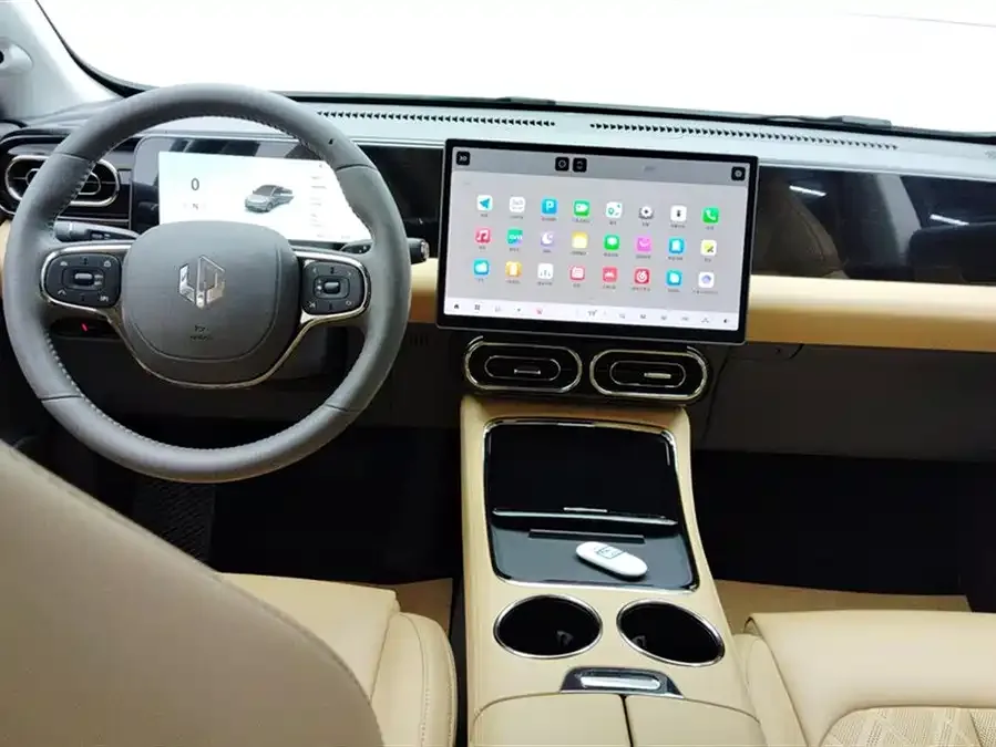 Leapmotor C01 Leapmotor C01 2024 Extended Range 316 Premium Edition 2024 — миниатюра 5