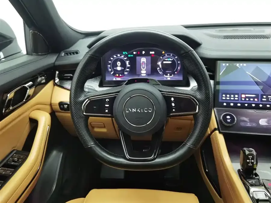 Lynk & Co 09 Lynk & Co 09 2021 2.0T Halo 6-seater 2023 — миниатюра 5