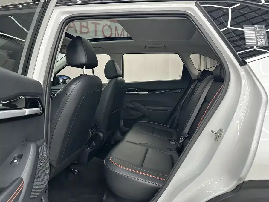 Kia Cyrus (Seltos) 2023 Certus 1.5L CVT Luxury Edition 2023 — миниатюра 2
