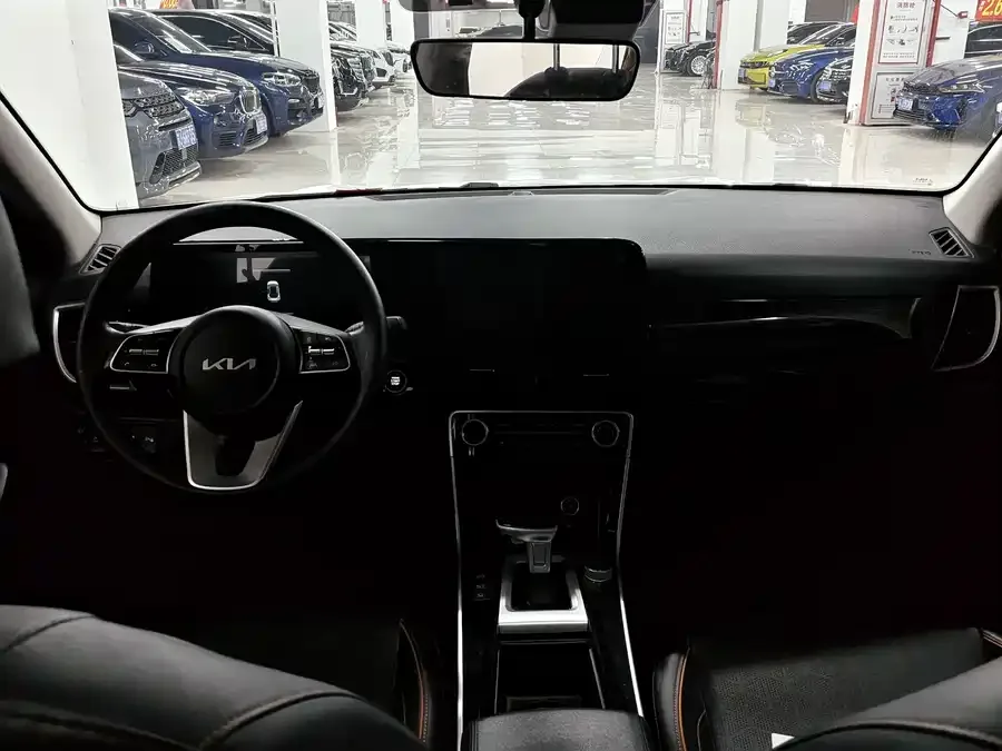 Kia Cyrus (Seltos) 2023 Certus 1.5L CVT Luxury Edition 2023 — миниатюра 2