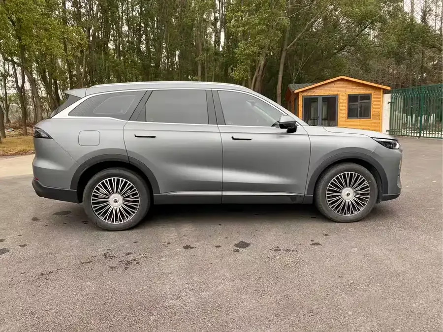 Chery Tiggo 8L Tiggo 8L 2024 2.0T 2WD Premium Edition 5 Seaters 2025 — миниатюра 4