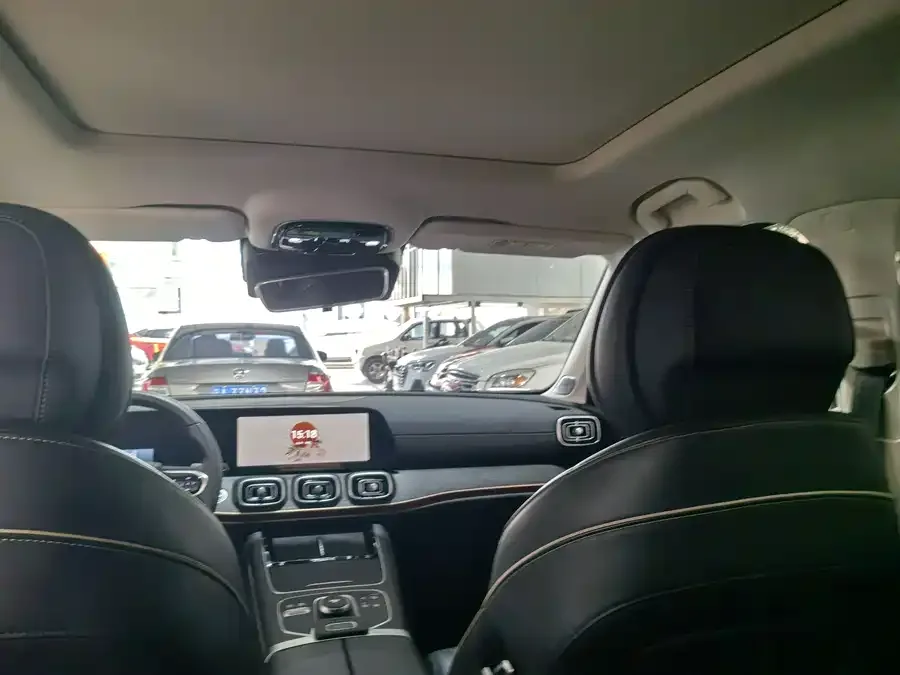 Chery Tiggo 9 Tiggo 9 2023 2.0T Dual Clutch 2WD Luxury Edition 5 Seaters 2024 — миниатюра 4