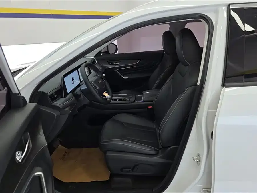 Venucia Big V DD-i Venucia V DD-i 2023 110KM iT version 2023 — миниатюра 3