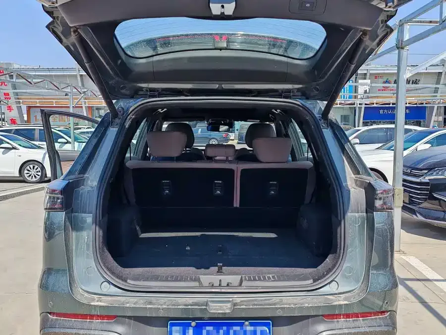Chery Tiggo 8 PLUS Tiggo 8 PLUS 2025 290TGDI DCT Premium Edition 2024 — миниатюра 2