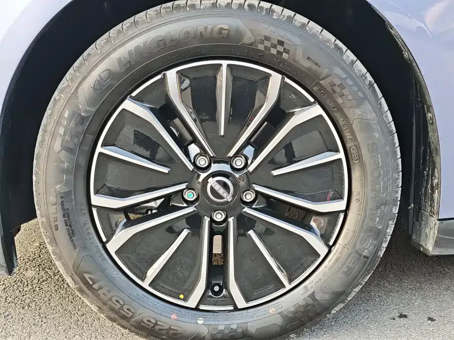 Nissan N6 Nissan N6 2026 180 Max 2025 — миниатюра 2