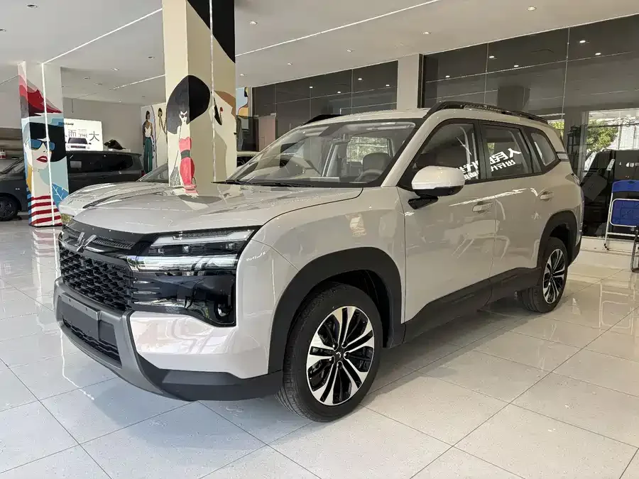Wuling Starlight 560 Starlight 560 2026 1.5T CVT Elite 2026 — фото 1, купить с доставкой в Москву