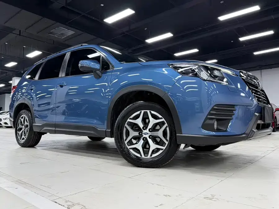 Subaru Forester Forester 2022 2.0i AWD Luxury Edition EyeSight 2023 — миниатюра 3