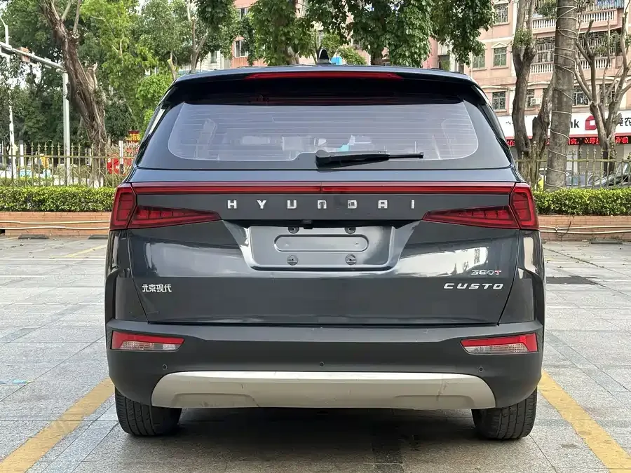 Hyundai Custo Kustu 2021 380TGDi LUX Premium 2022 — миниатюра 2