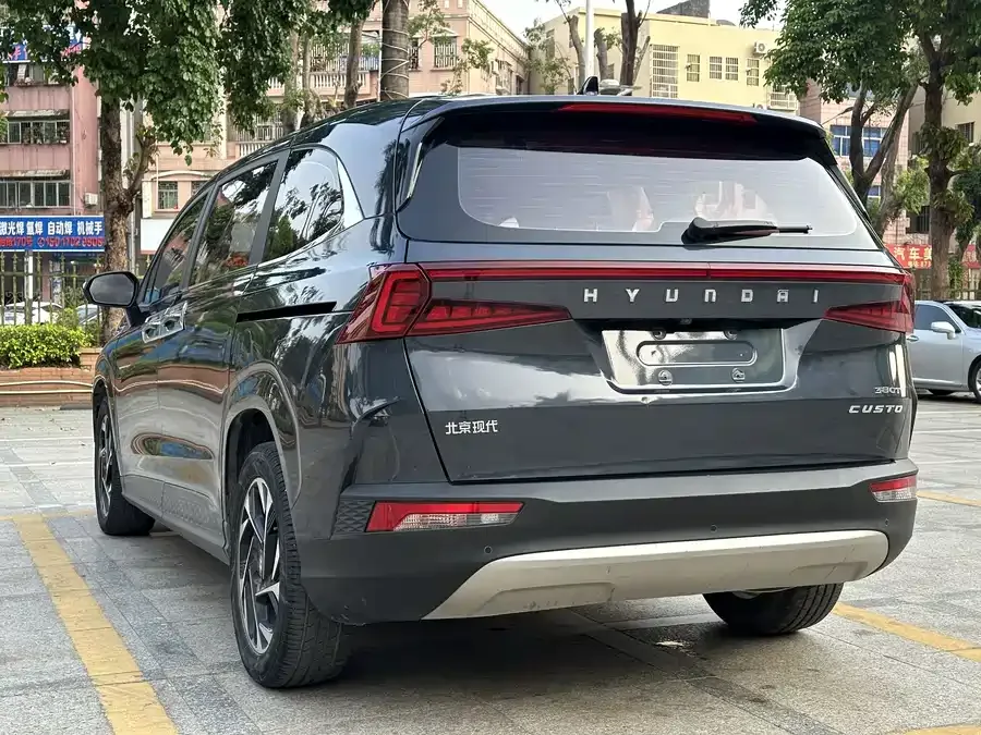 Hyundai Custo Kustu 2021 380TGDi LUX Premium 2022 — миниатюра 4