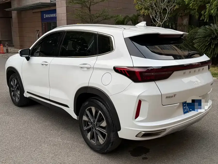 Exeed LX Xingtu Zhuifeng 2020 Riding the Wind and Waves Edition 1.5T CVT Xingyao Edition 2022 — миниатюра 3