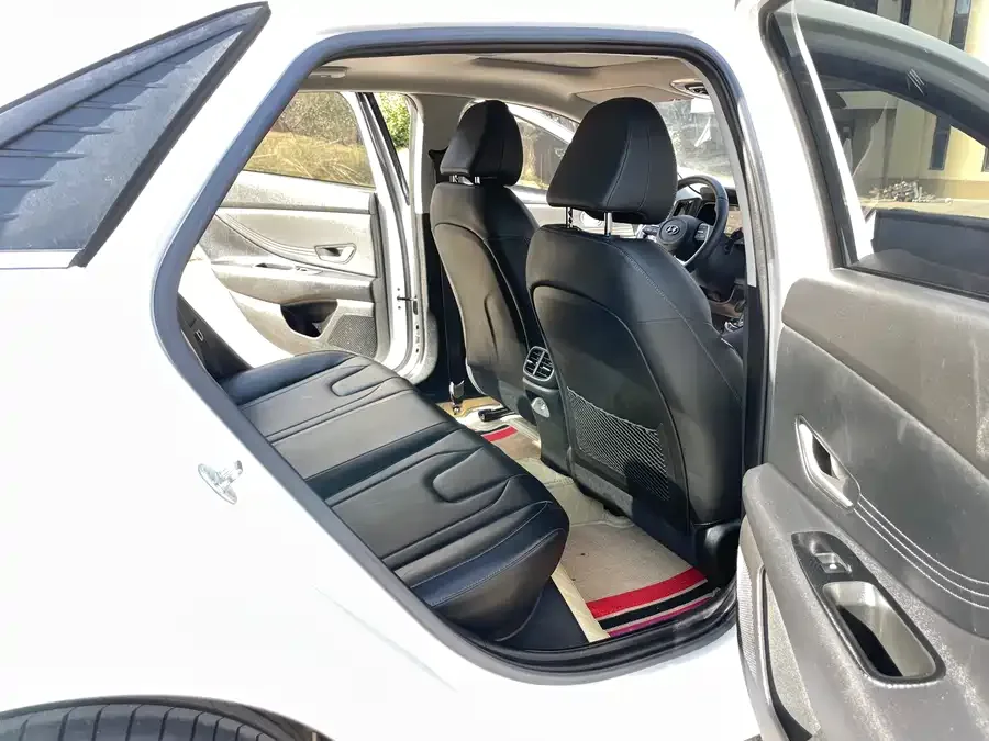 Hyundai Elantra Elantra 2022 1.5L CVT GLX Elite Edition 2022 — миниатюра 5
