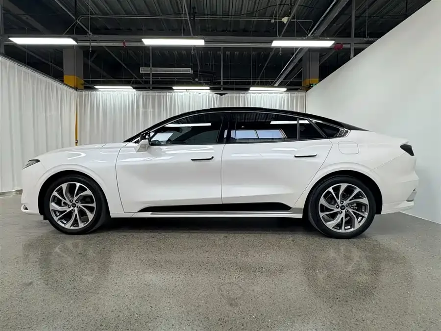 Ford Mondeo Mondeo 2022 EcoBoost 245 Extreme Edition 2022 — миниатюра 2