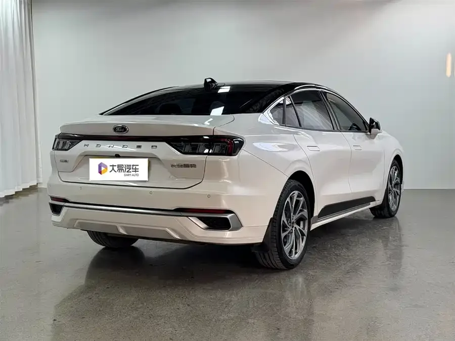 Ford Mondeo Mondeo 2022 EcoBoost 245 Extreme Edition 2022 — миниатюра 3