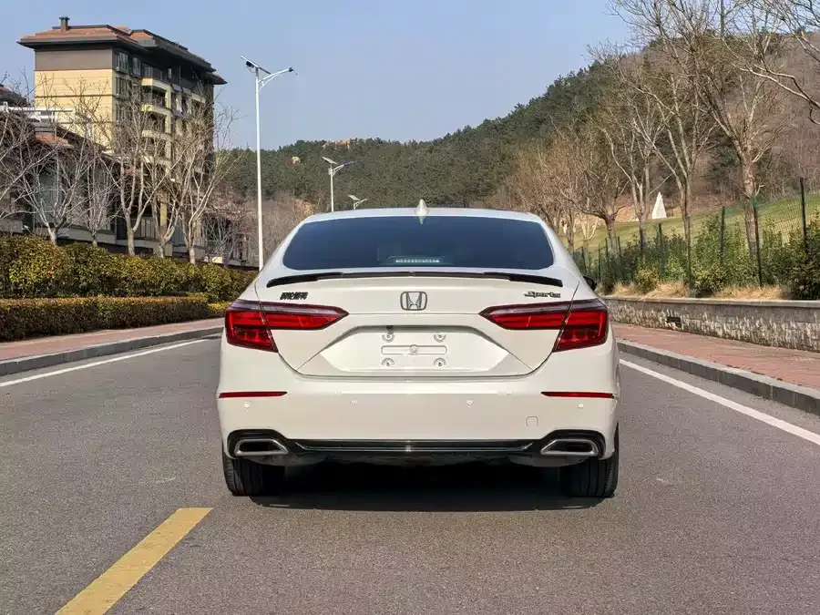 Honda Inspire Inship 2022 260TURBO Exquisite Edition 2022 — миниатюра 2