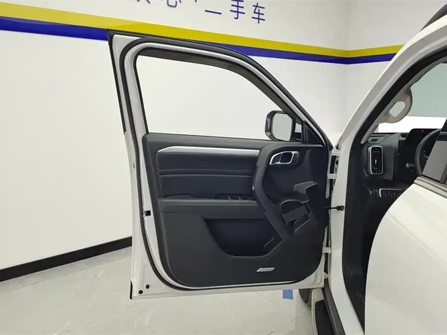 Haval Big dog Haval Big Dog 2021 2.0T DCT 4WD Chinese Pastoral Dog Edition 2022 — миниатюра 2