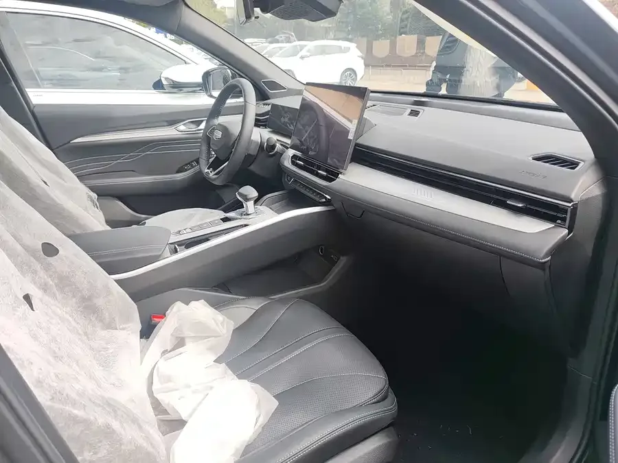 Geely Xingrui Xingrui 2025 Dongfangyao 1.5TD Kunlun Edition 2025 — миниатюра 2