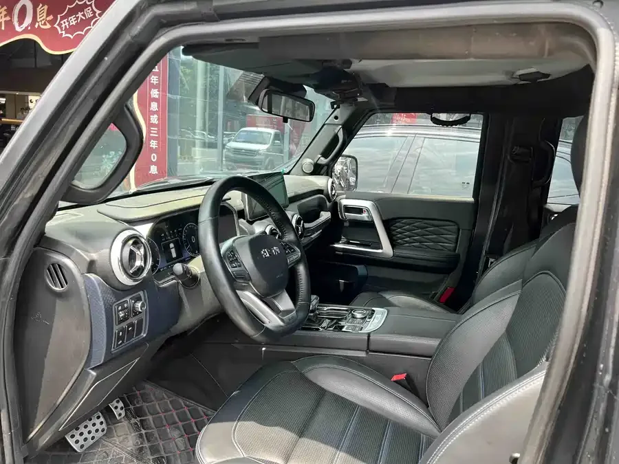 BAIC BJ40 Beijing Off-road BJ40 2021 2.0D Automatic 4WD Blade Hero Edition Knight Edition 2022 — миниатюра 2