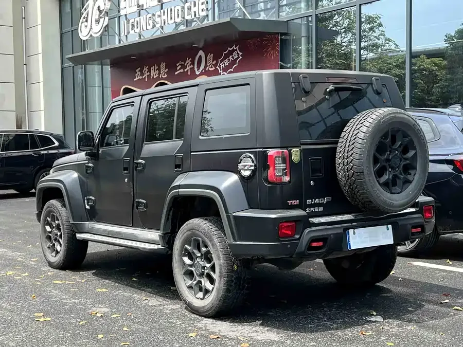 BAIC BJ40 Beijing Off-road BJ40 2021 2.0D Automatic 4WD Blade Hero Edition Knight Edition 2022 — миниатюра 3