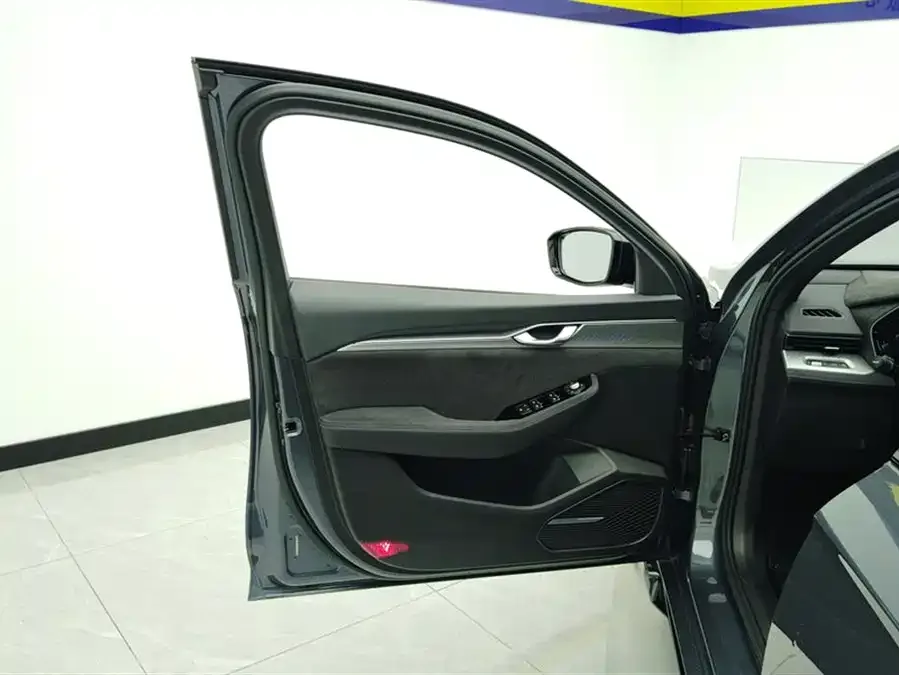 Geely Xingrui Xingrui 2024 2.0TD Qingyun Edition 2024 — миниатюра 4