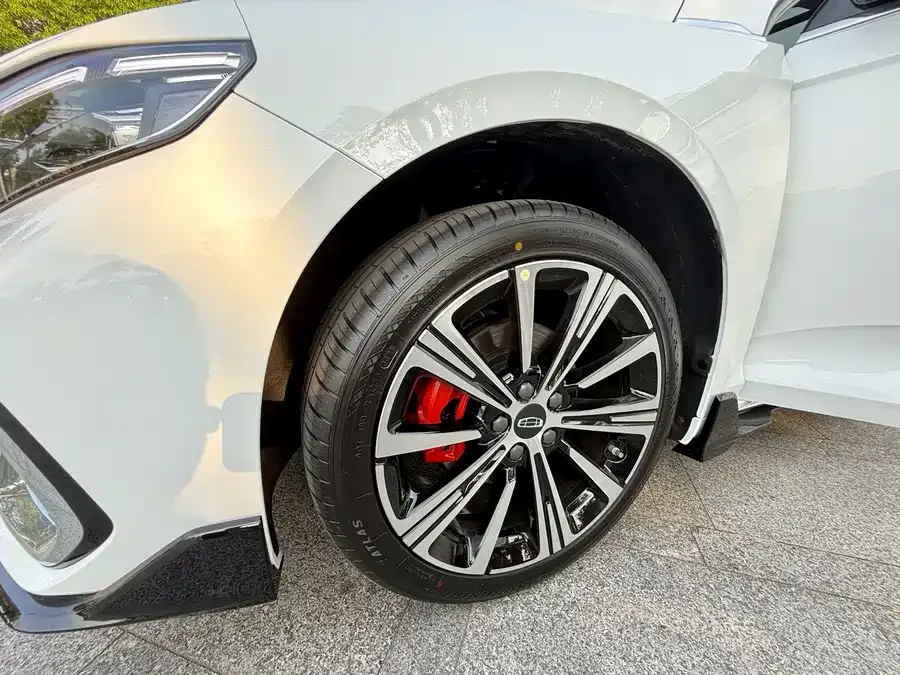 Geely Xingrui Xingrui 2026 Dongfang Yao 1.5TD Kunlun Edition 2026 — миниатюра 5