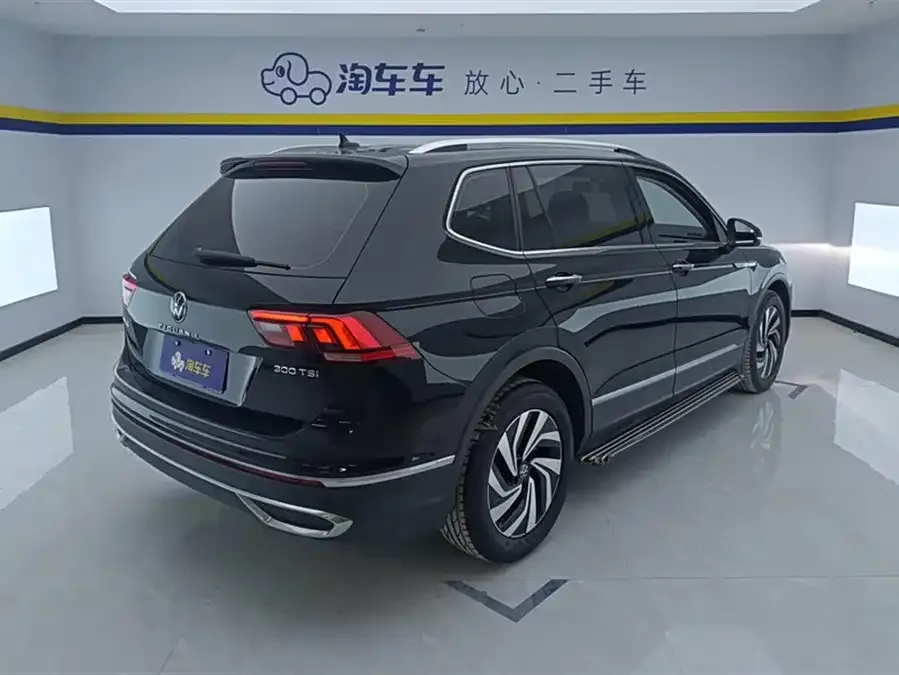 Volkswagen Tiguan L Tiguan L 2023 300TSI Automatic 2WD Smart Edition 2023 — миниатюра 3