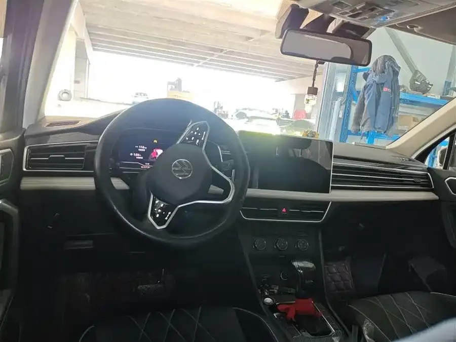 Volkswagen Tiguan L Tiguan L 2023 280TSI Automatic 2WD Trendy Limited Edition 2023 — миниатюра 3