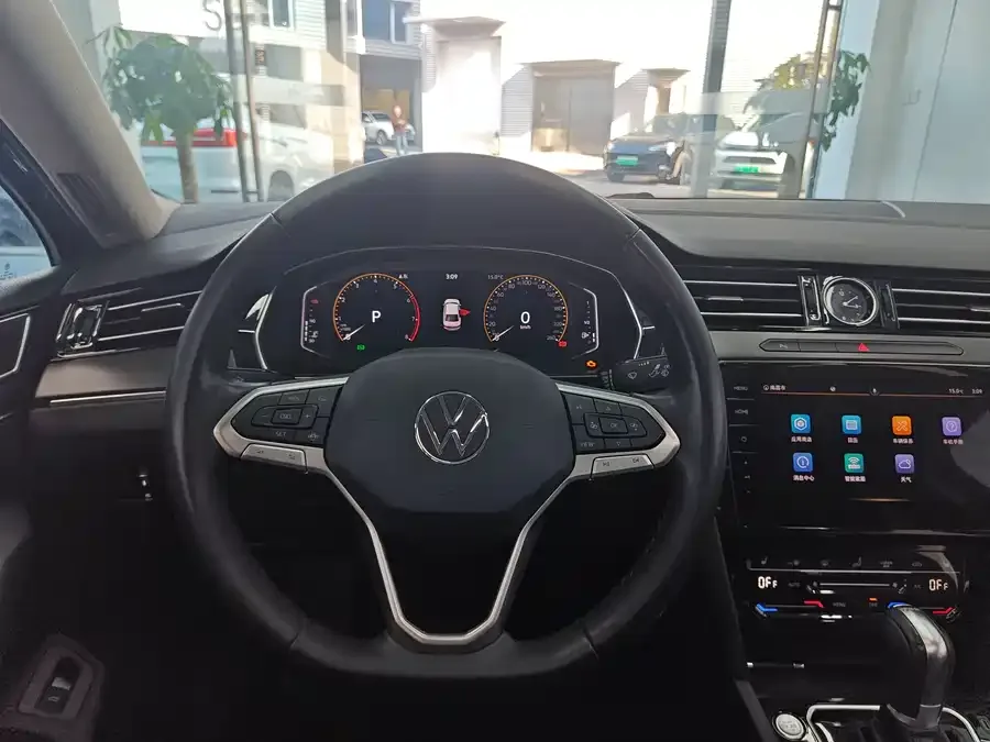Volkswagen Magotan Magotan 2021 330TSI DSG 30th Anniversary Edition 2022 — миниатюра 4