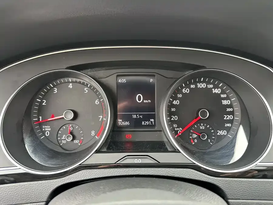 Volkswagen Magotan Magotan 2020 330TSI DSG Leading Edition 2022 — миниатюра 5