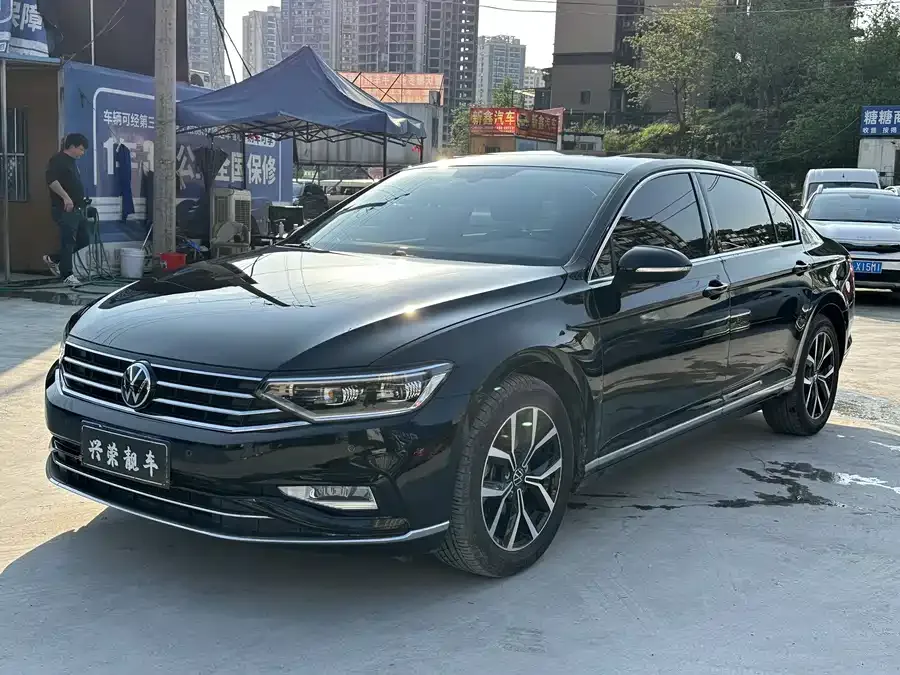 Volkswagen Magotan Magotan 2020 330TSI DSG Leading Edition 2022 — фото 1, купить с доставкой в Москву