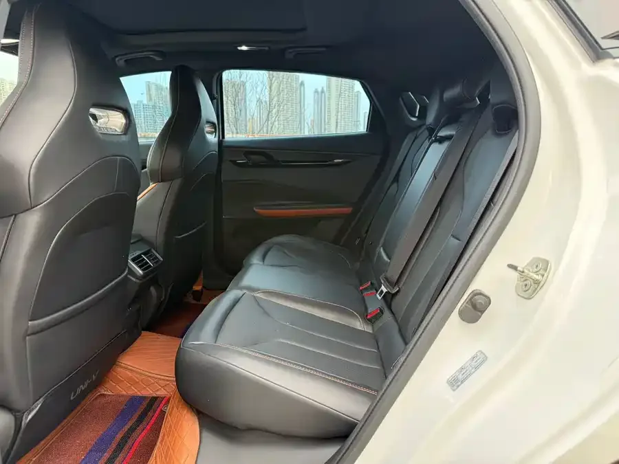 Changan UNI-V Changan UNI-V 2022 1.5T Premium Edition 2023 — миниатюра 2