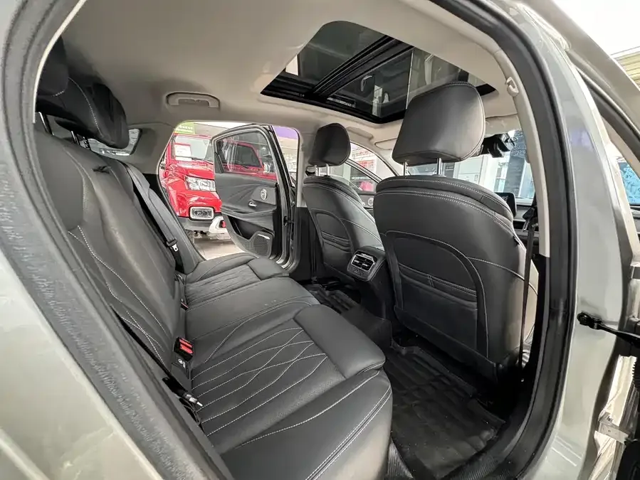 Chery Arrizo 8 Arrizo 8 2022 1.6T DCT 2024 — миниатюра 4