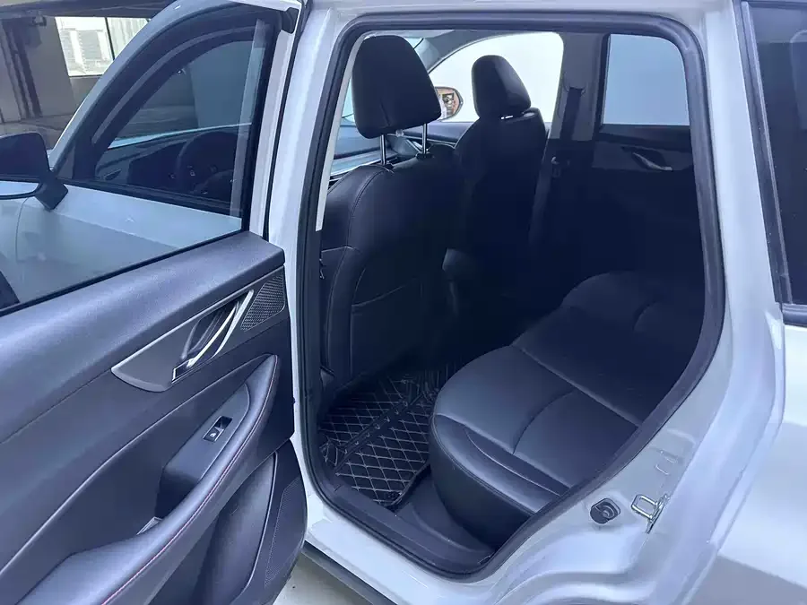 Changan CS35 Plus Changan CS35PLUS 2022 Blue Whale NE 1.4T DCT Luxury Edition 2022 — миниатюра 3