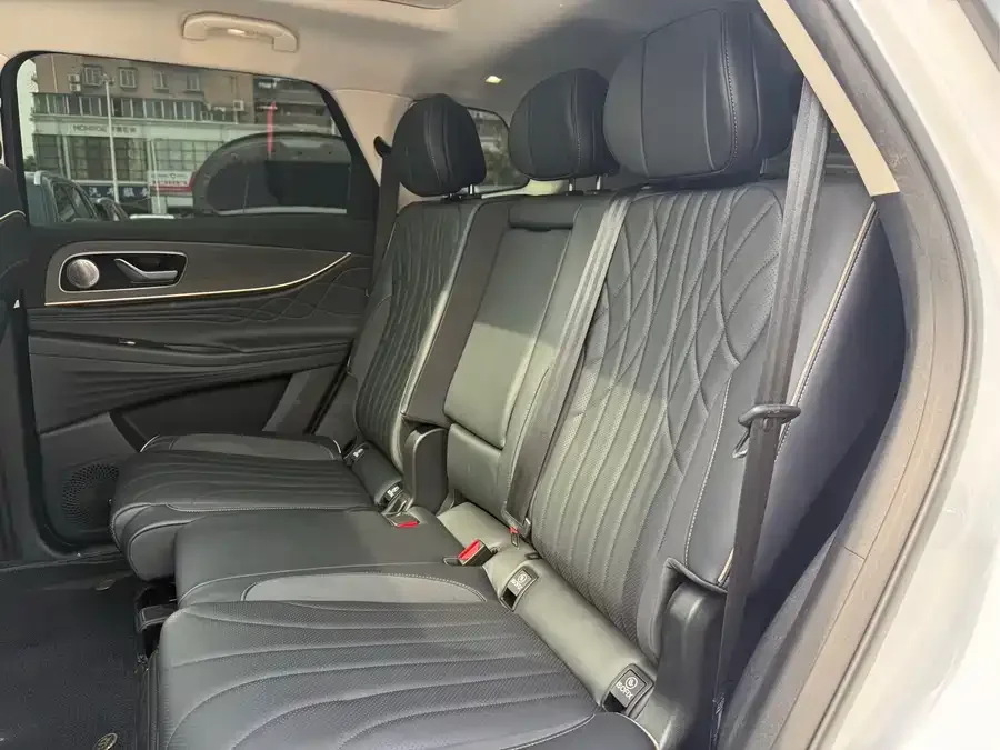 Chery Tiggo 9 Tiggo 9 2023 2.0T Automatic 2WD Luxury Edition 7 Seaters 2024 — миниатюра 5