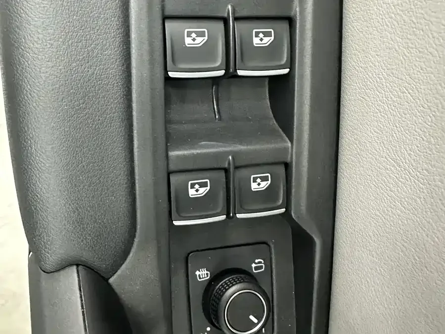 Volkswagen Tayron Tanyue 2023 280TSI 2WD Luxury Plus Advanced Edition 2022 — миниатюра 5
