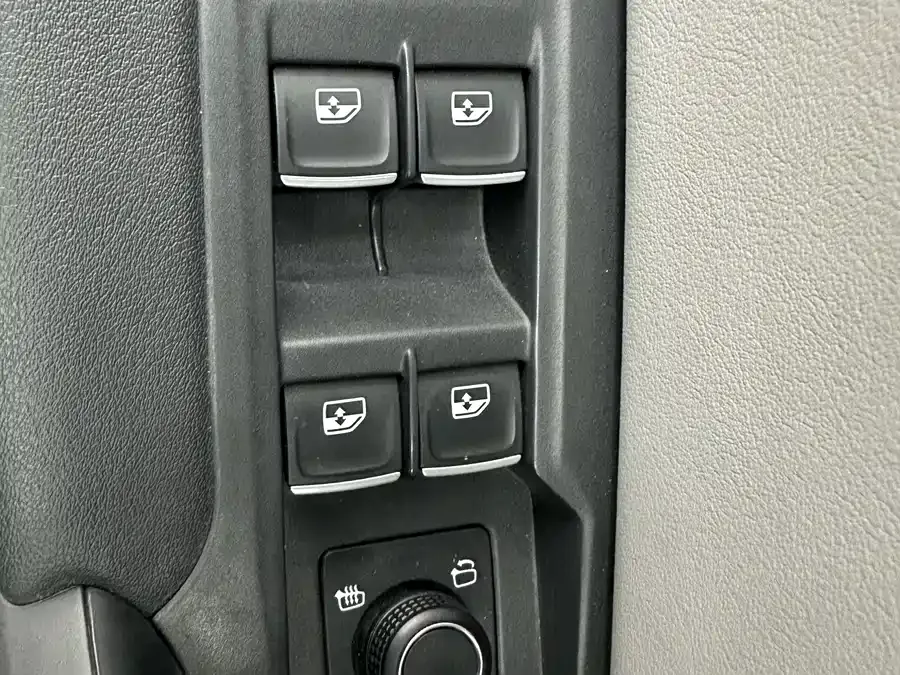 Volkswagen Tayron Tanyue 2023 280TSI 2WD Luxury Plus Advanced Edition 2023 — миниатюра 5