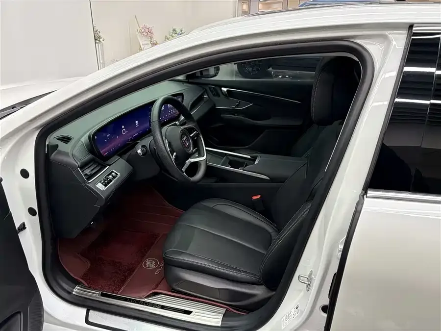 Buick LaCrosse LaCrosse 2023 28T Premium Edition 2024 — миниатюра 4
