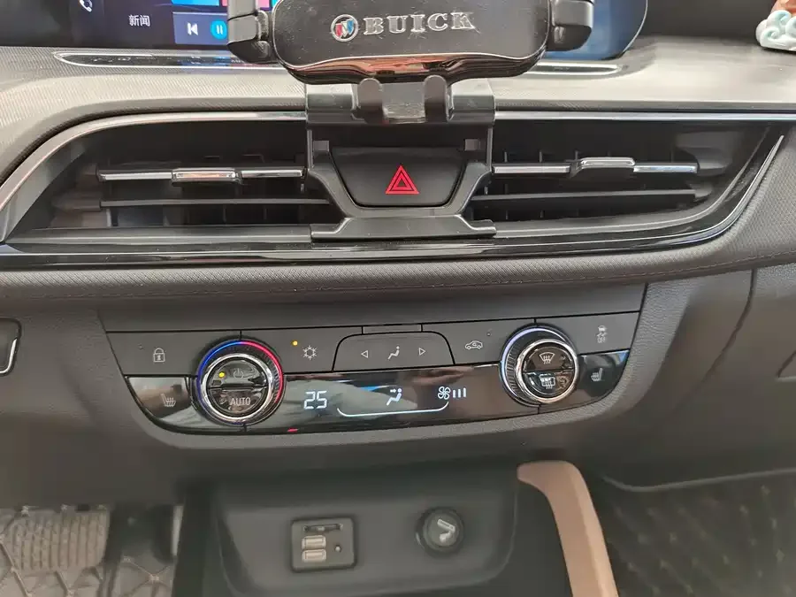 Buick GL6 2021 323T Mild Hybrid Connected Luxury Edition 2023 — миниатюра 4