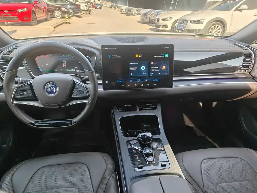BYD Second-hand Han 2022 DM-i 121KM Premium Edition 2023 — миниатюра 2
