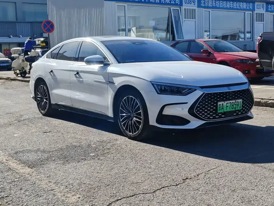 BYD Second-hand Han 2022 DM-i 121KM Premium Edition 2023 — миниатюра 3