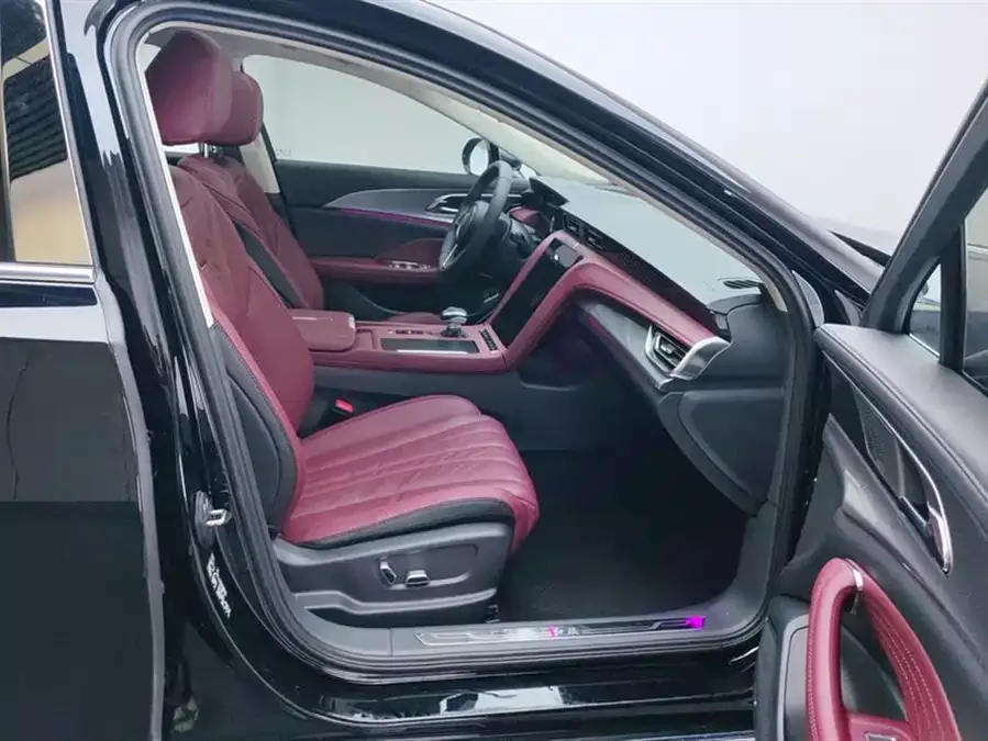 Hongqi H5 Hongqi H5 2024 2.0T Automatic Intelligent Connection Flagship Chang Edition 2024 — миниатюра 4