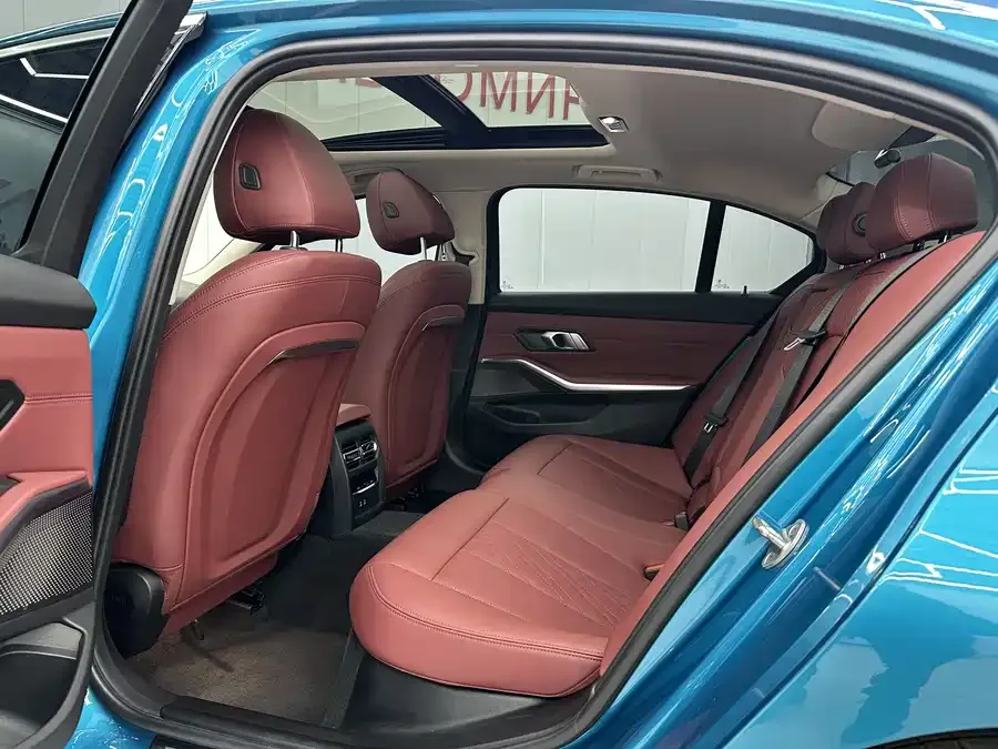 BMW 3 series BMW 3 Series 2023 320Li M Sport Package 2022 — миниатюра 2
