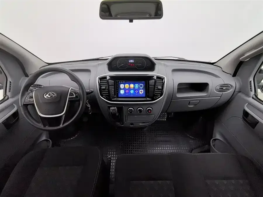 Maxus Xintu V80 Xintu V80 2021 2.0T Manual Classic Aoyuntong Short Axis Mid-Top 5/6 Seaters 2022 — миниатюра 2