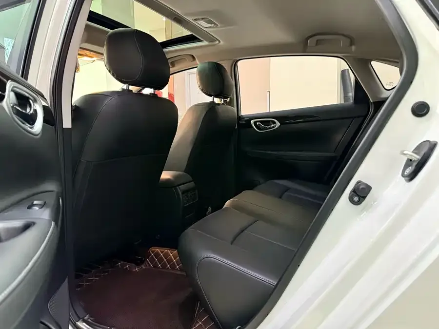 Nissan Sylphy Sylphy 2024 Model 2 Classic 1.6XL CVT Luxury Edition 2025 — миниатюра 3