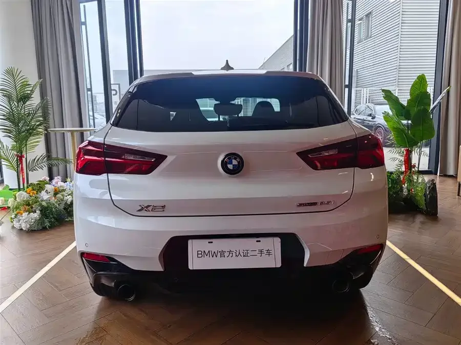 BMW X2 2022 sDrive25i Night Edition 2022 — миниатюра 2
