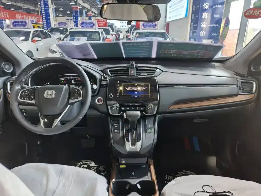 Honda CR-V 2021 240TURBO CVT 2WD Fashion Edition 2023 — миниатюра 2