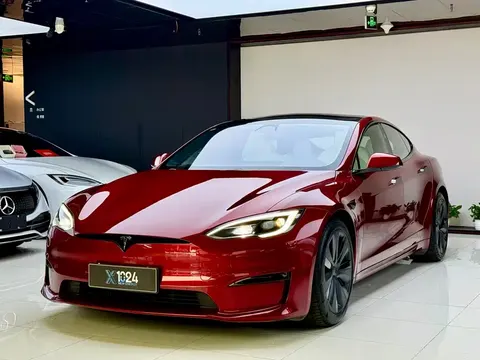 Tesla Model S 2024 купить в Москве