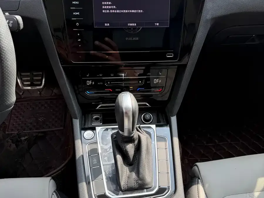 Volkswagen Magotan Magotan 2023 2 million commemorative edition 330TSI DSG luxury model 2023 — миниатюра 4