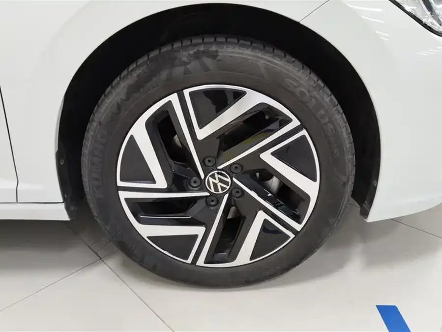 Volkswagen Sagitar 2023 Sagitar 300TSI DSG Beyond Edition 2024 — миниатюра 2
