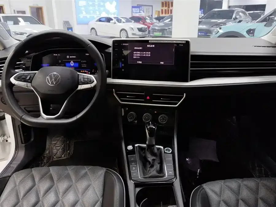 Volkswagen Sagitar 2023 Sagitar 300TSI DSG Beyond Edition 2024 — миниатюра 5